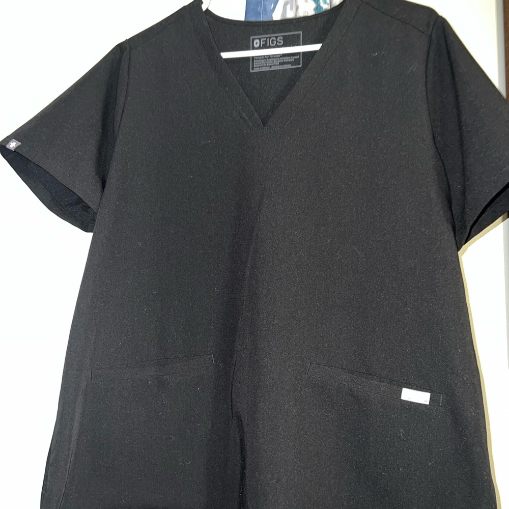 Figs Top